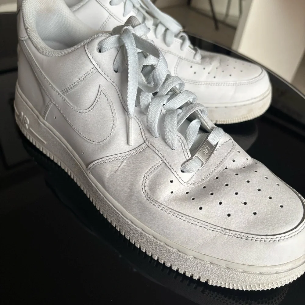 Nike Air Force 1 White Low Top Men's Classic AF1 Sneakers Size 12